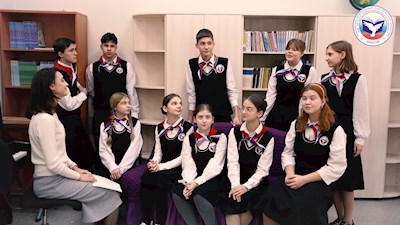 Православные гимназисты поздравили с Днем рождения Владимира Олеговича Потанина