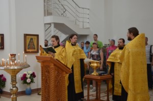В Балашов отправились участники крестного хода из Саратовской епархии