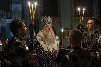 Утреня Великой Пятницы в храме в честь Сошествия Святого Духа г. Саратова