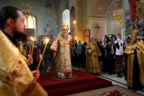 Всенощное бдение в храме в честь Покрова Божией Матери Саратова