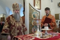 Божественная литургия в Спасо-Преображенском мужском монастыре Саратова