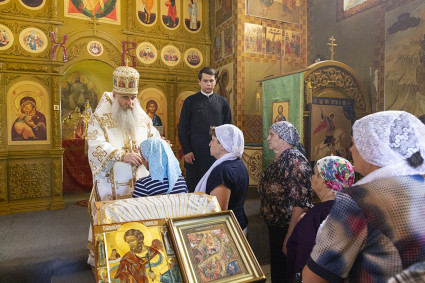 Божественная литургия в храме святого благоверного великого князя Димитрия Донского с. Столыпино Балтайского района