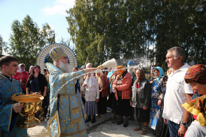 Божественная литургия в храме с. Ершовка Аткарского района
