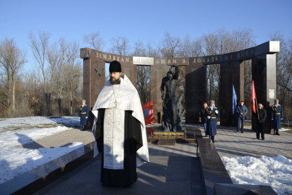 Совершена панихида по саратовцам, погибшим в локальных конфликтах