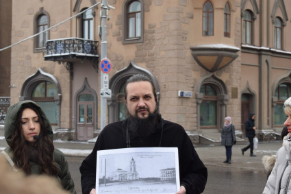 Священник провел краеведческую экскурсию