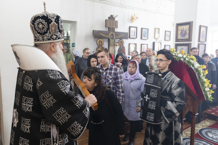 Литургия Преждеосвященных Даров в храме во имя святителя Митрофана Воронежского г. Саратова