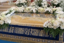 Вечернее богослужение с Чином Погребения Божией Матери в Свято-Троицком соборе Вольске