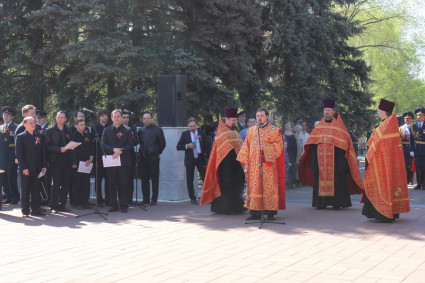 В День Победы священнослужители совершили поминовение усопших воинов
