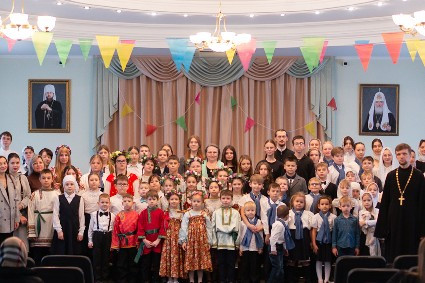 В Саратовской епархии прошел XVI епархиальный фестиваль детского творчества «Поделись радостью с другом»