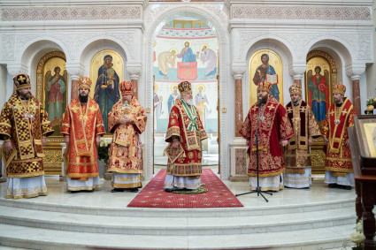 Митрополит Игнатий совершил Божественную литургию в Софийском соборе г. Самары