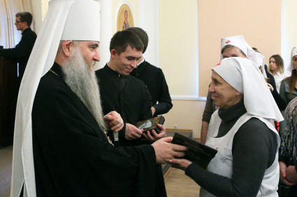 Саратовскому епархиальному Обществу милосердия — 10 лет