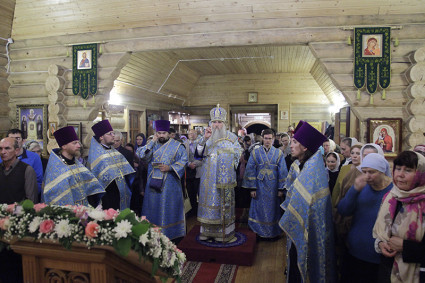 Всенощное бдение в храме в честь Рождества Пресвятой Богородицы г. Саратова