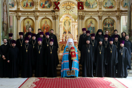 Божественная литургия в храме в честь Покрова Пресвятой Богородицы г.Саратова