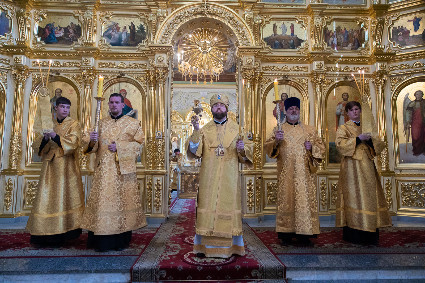 Митрополит Игнатий совершил всенощное бдение в Покровском соборе г. Саратова
