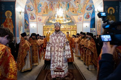 Митрополит Игнатий совершил Божественную литургию в Свято-Никольском мужском монастыре г. Саратова
