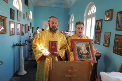 Волонтеры Епархиального миссионерского отдела совершили пасхальные богослужения мирянским чином