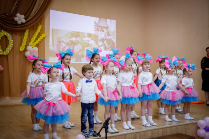 Митрополит Игнатий посетил 10-летний юбилей центра «Колосок»