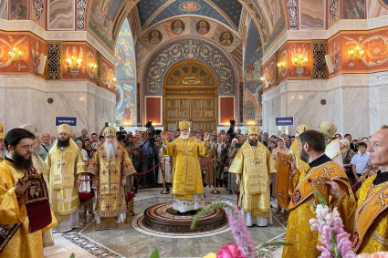 Митрополит Игнатий принял участие в Божественной литургии в кафедральном соборе святого благоверного князя Александра Невского г. Волгограда