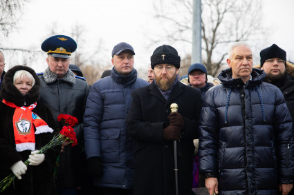 Митрополит Игнатий принял участие в церемонии занесения на мемориал имен погибших военнослужащих