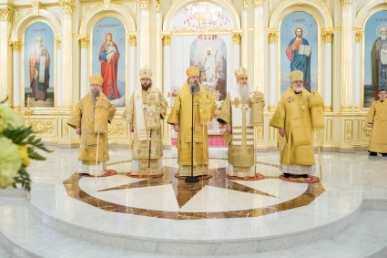 Божественная литургия в Спасском кафедральном соборе г. Пензы