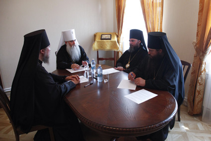 Состоялось заседание Архиерейского совета
