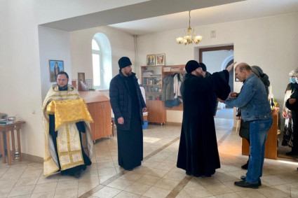 Митрополит Игнатий посетил Архиерейское подворье — храм святого благоверного князя Михаила Черниговского и боярина его Феодора на Увекском кладбище в г. Саратове