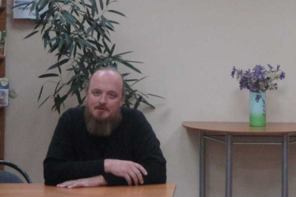 Священник встретился со студентами Машиностроительного колледжа