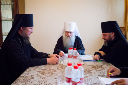 Состоялось заседание Архиерейского совета