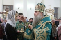 Всенощное бдение на Архиерейском подворье - храме во имя преподобного Серафима Саровского г. Саратова