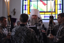 Великое повечерие с чтением покаянного канона преподобного Андрея Критского в храме в честь иконы Божией Матери «Утоли моя печали» Саратова