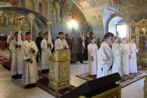 Крещальная Литургия в Свято-Троицком соборе Саратова