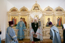 Божественная литургия в храме в честь Успения Пресвятой Богородицы п. Возрождение Хвалынского района