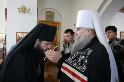 Литургия Преждеосвященных Даров в Спасо-Преображенском мужском монастыре Саратова
