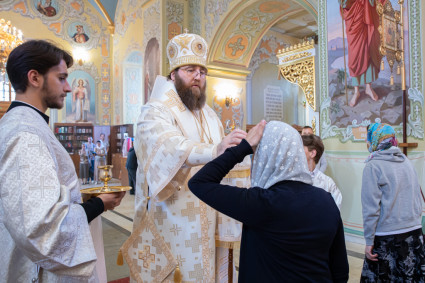 Митрополит Игнатий совершил всенощное бдение в Покровском соборе г. Саратова