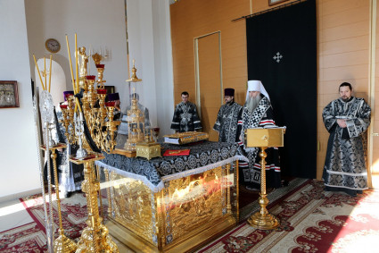 Литургия Преждеосвященных Даров в Свято-Троицком кафедральном соборе Вольска