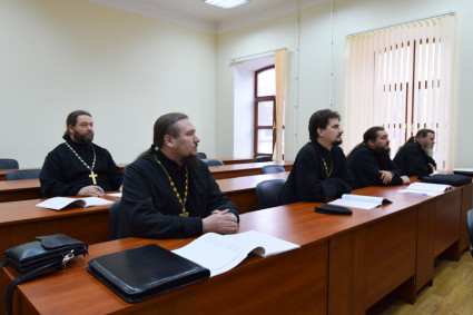 В СПДС завершилось обучение очередной группы священнослужителей на курсах повышения квалификации