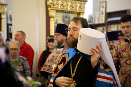 Литургия святителя Василия Великого в Георгиевском храме г. Саратова