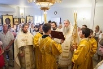 Божественная литургия в Крестовоздвиженском храме г. Саратова