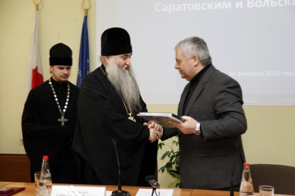 Митрополит Лонгин встретился с представителями бизнес-сообщества