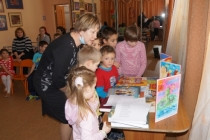 Воспитанников приюта «Маленькая страна» поздравили с Днем православной книги