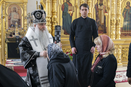 Литургия Преждеосвященных Даров в храме в честь Казанской иконы Божией Матери г. Саратова