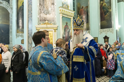 Всенощное бдение в храме в честь Сошествия Святого Духа г. Саратова