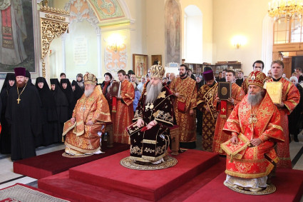 Тезоименитство Митрополита Лонгина. Божественная литургия