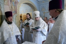 Крещальная Литургия в Свято-Троицком соборе Саратова