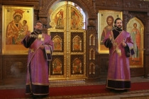 Божественная Литургия в Крестовоздвиженском храме Хвалынска