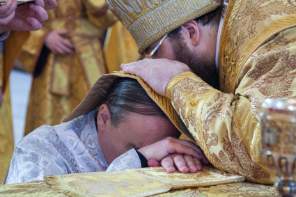 Божественная литургия в Покровском храме г. Саратова