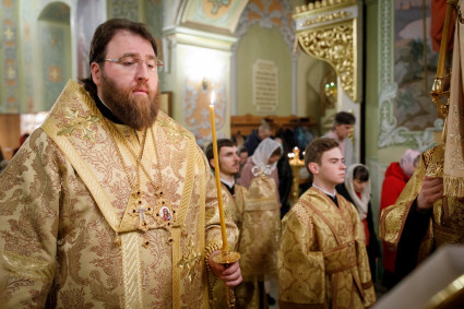 Митрополит Игнатий совершил всенощное бдение в Покровском соборе г. Саратова
