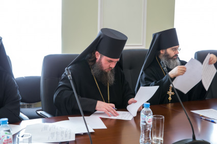 Подписано соглашение между архиереями Саратовской митрополии и Уполномоченным по правам ребенка