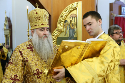 Божественная литургия в храме во имя святого великомученика Георгия Победоносца г.Саратова