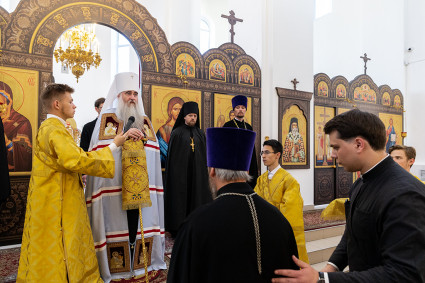 Всенощное бдение в храме святых первоверховных апостолов Петра и Павла г. Саратова